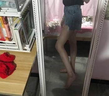 上海九院吸脂整形价格表有没有？做腿部吸脂哪个医生好呢？