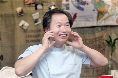 台湾张富源，徒手整形大师：你愿意为了美牵手张富源吗？