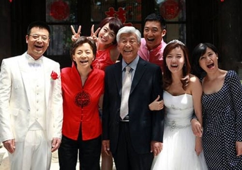 姜妍深陷整容风波，鼻子下巴都有动刀痕迹?