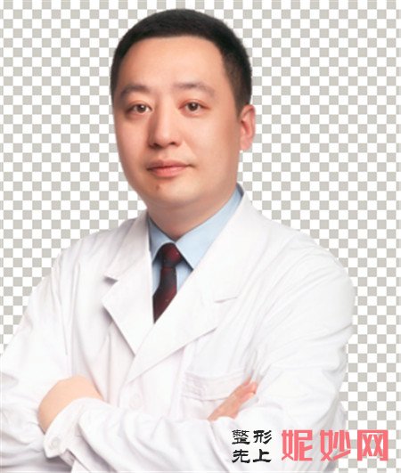 假体隆下巴在哪里做比较好？广州美莱整形找李战强！