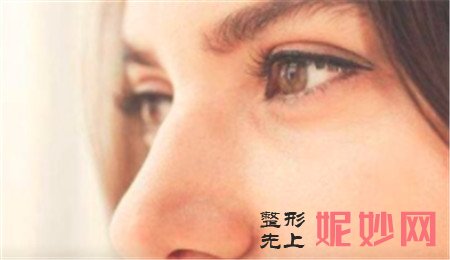 重庆哪家医院做激光祛斑好？来看看重庆当代整形医院的祛斑技术！