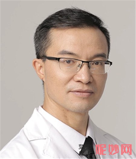 重庆美仑美奂杜亚旭做自体脂肪填充，还你年轻饱满的脸！