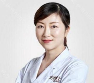 李彬
