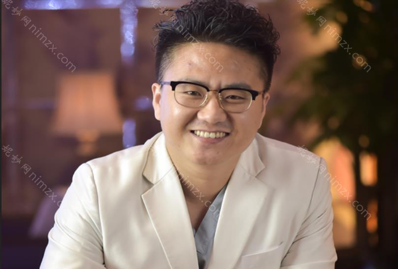 修复双眼皮的十大专家都是谁？杨亚益、许再荣、陈红梅等医生的名字你听过吗