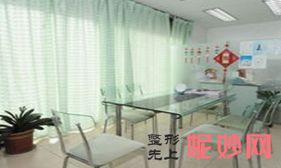 安徽哪家医院做膨体隆胸手术较好?2020-还有整膨体隆胸价格案例参考哦!!