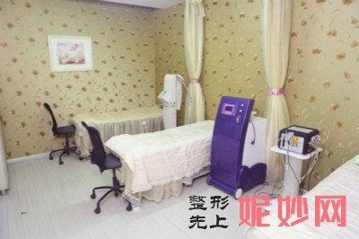 天津哪家医院做假体植入丰太阳穴手术较好？和平区英瑞、耶利亚、洛阳解放军534医院美容整形科等实力在线比较!！