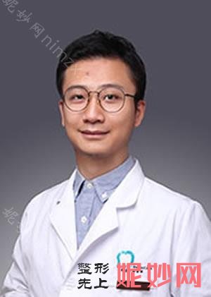 2021-2022年成都烤瓷牙口腔医院医生排名前十_排行榜前三医生公布