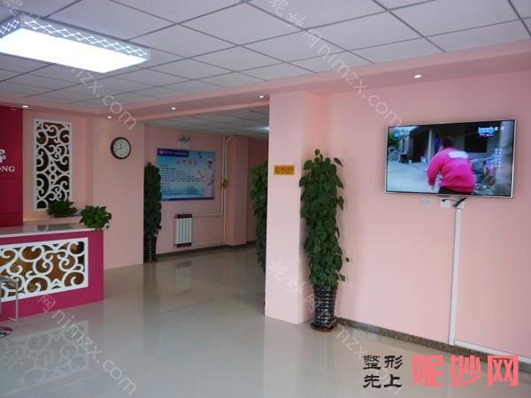 保定隆胸医生2022热门排行榜top4名单出炉！对比下列排名前十医院价格透明效果超自然
