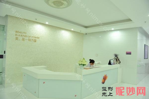 昆明自体脂肪面部填充医院哪家好？悦格、杰西艾等实力不赖！
