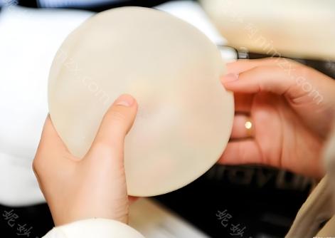 上海美莱欧阳天祥做隆胸咋样?做傲诺拉绚耀假体隆胸真的很软