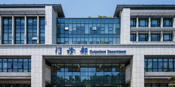 苏州市立医院整形科隆胸技术怎么样？费用多少？