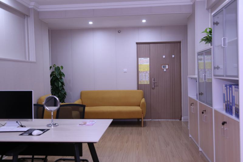 四川友谊医院医疗美容科双眼皮整形技术怎么样？费用多少？