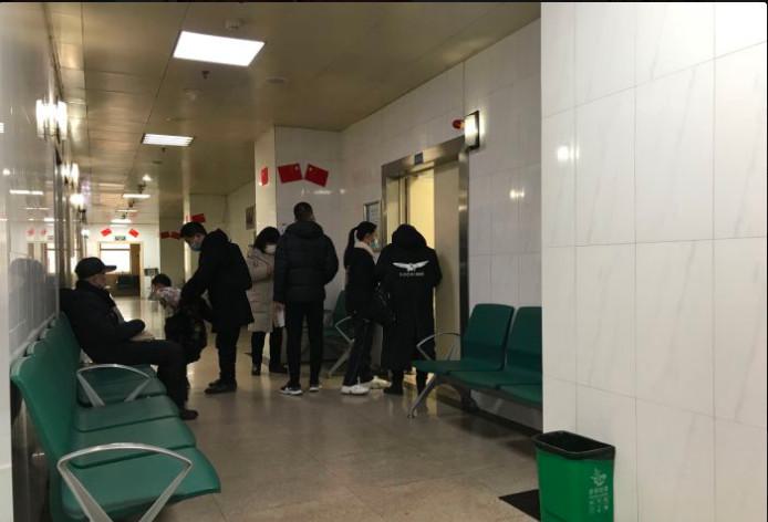 在西安寻找种植牙医院，推荐这几家知名机构，服务和技术哪家更胜一筹？