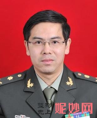 张旭东