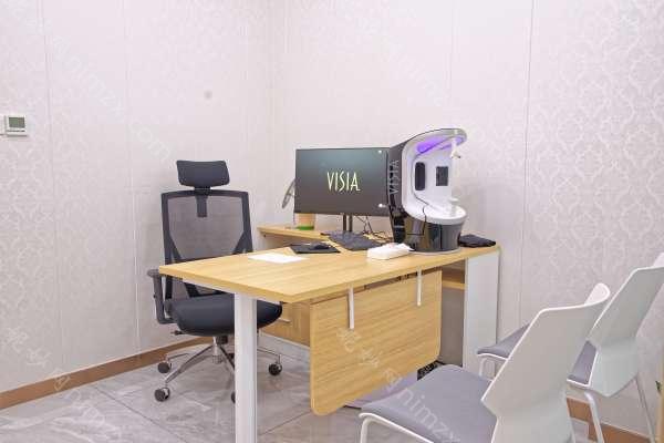 烟台曙光和青韩医疗美容医院哪家好？玻尿酸注射技术对比与价格参考