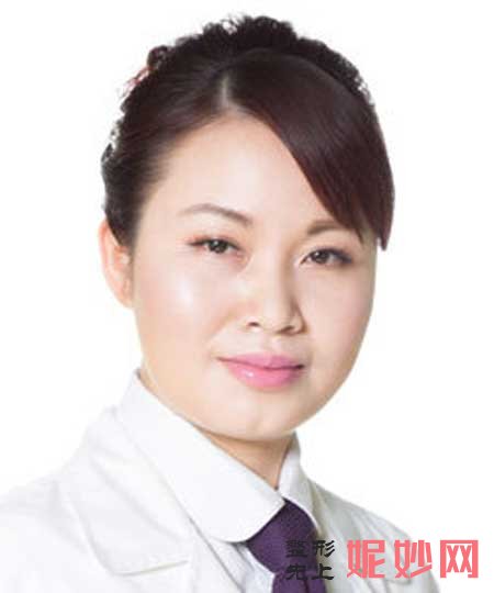 李英