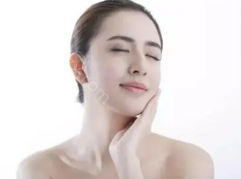 m22光子嫩肤的功效和作用是什么？与传统光子嫩肤的区别是什么呢？