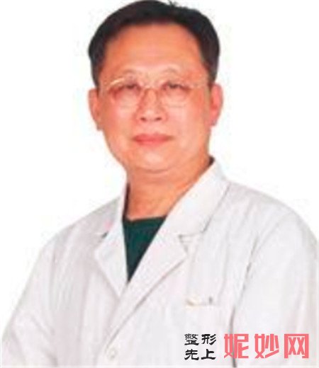 穆宝安