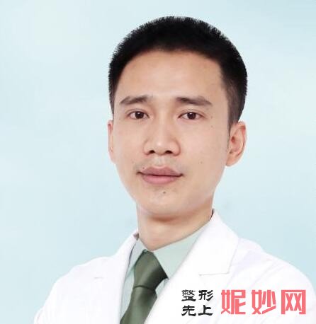 谭超