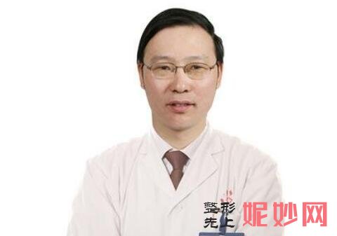 国内吸脂较权威的专家有哪些？来看排名前十的医生名单分享吧