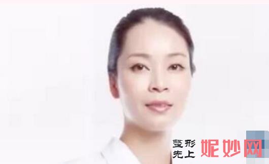 长沙做双眼皮较出名的专家排名：田芳斌、龙剑虹、张姣姣、解灿、杨将哪个眼部整形技术好？附案例价格表！