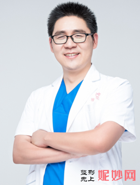 长沙眼综合哪个专家较好？眼综合价格如何？