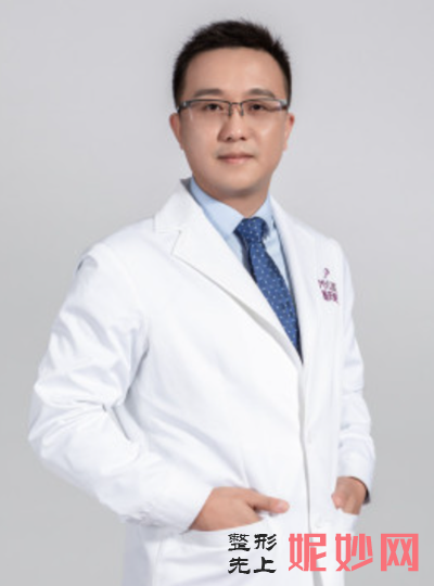 韦小勇医生做鼻子技术到底怎么样？_内附隆鼻案例分享_隆鼻价格表
