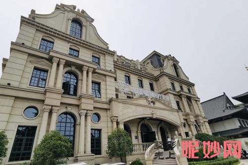 郑州安美星河和艾美哪个好