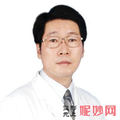 成都艾米丽抽脂医生有哪些
