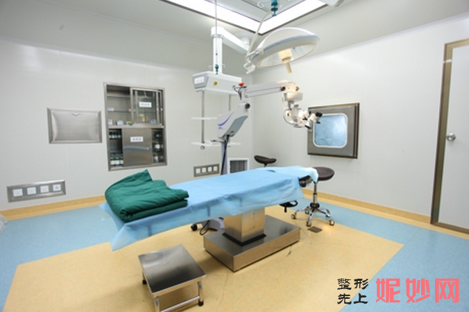自贡哪家医院做无痕微创隆胸好？排行榜自贡市第四人民医院、西婵、邹氏等权威发布!！