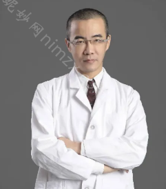 薛红宇做眼袋拿手吗?有做过眼袋的朋友给看看术后对比图吗?