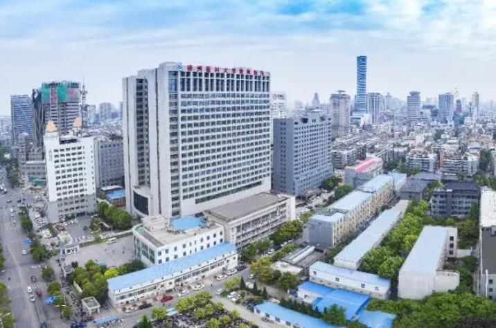 徐州医科大学附属医院整形外科正规吗？2025收费标准详解及专家团队解析