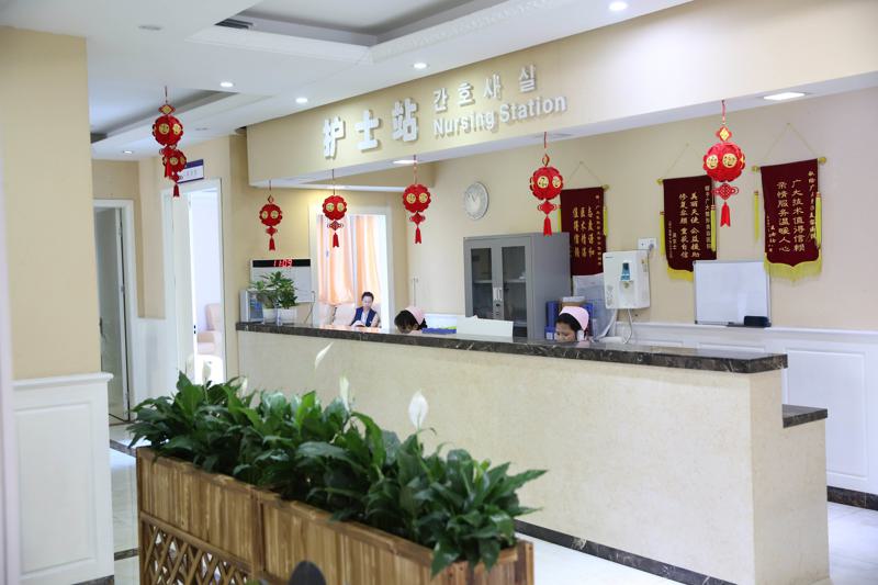 郑州东方整形医院隆鼻手术价格一览：吴振医生亲自主刀，鼻综合手术仅需2025元起