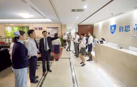 上海伯思立整形价格全解析，双眼皮手术费用多少？医生团队大曝光