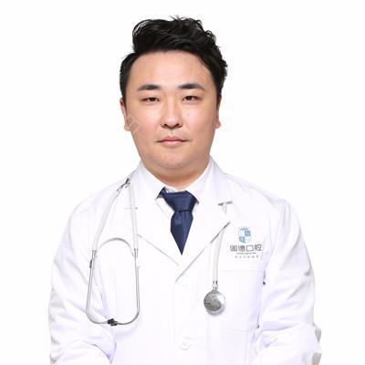 孟健