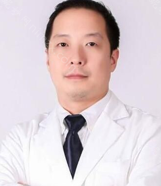 2021-2022年乌鲁木齐全瓷烤瓷牙口腔医院医生排名前十_排行榜前三医生公布