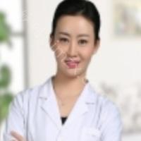 李晶