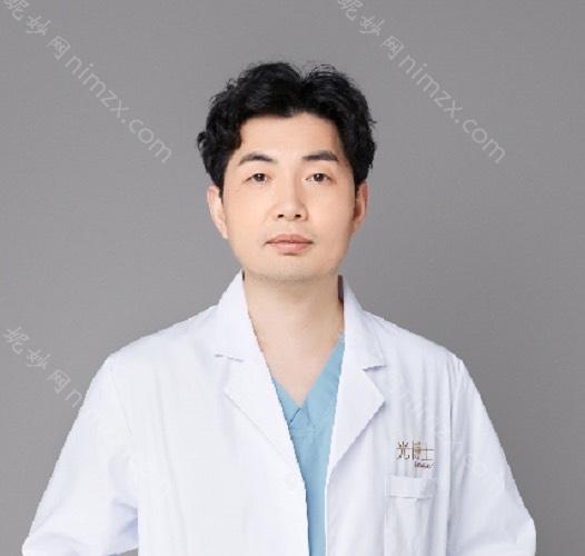 万汉锋