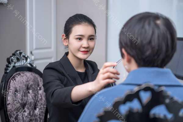 重庆江北区全切双眼皮整形效果好不好？价格费用一览