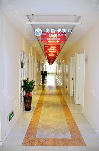 何元飞隆胸技术怎么样？手术价格-真实案例深度解析